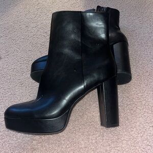 Black platform bootie